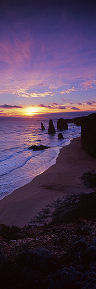 12_Apostles_Vertical.jpg