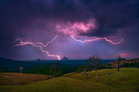 Light_Raining_Down900.jpg